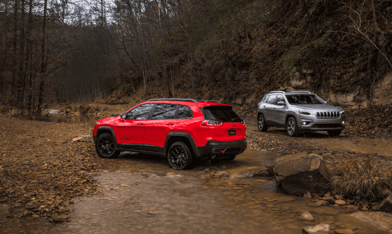 2022 Jeep Cherokee Parked in Stream 2
