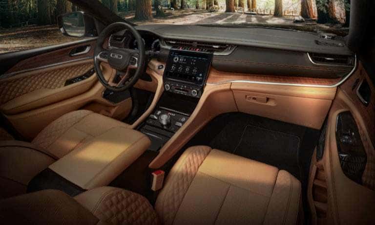 2024 Jeep Grand Cherokee L Interior Front