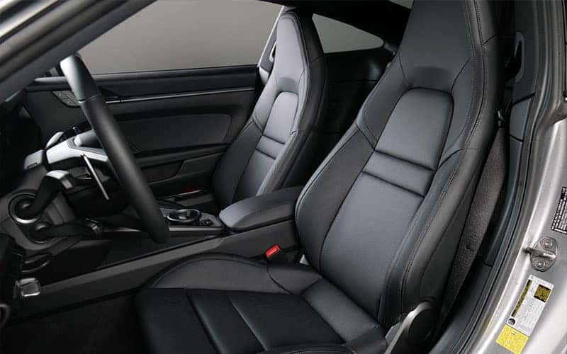 2023 911 Carrera Seating