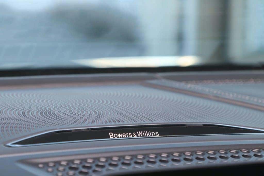 M8 Competition Bowers and Wilkins
