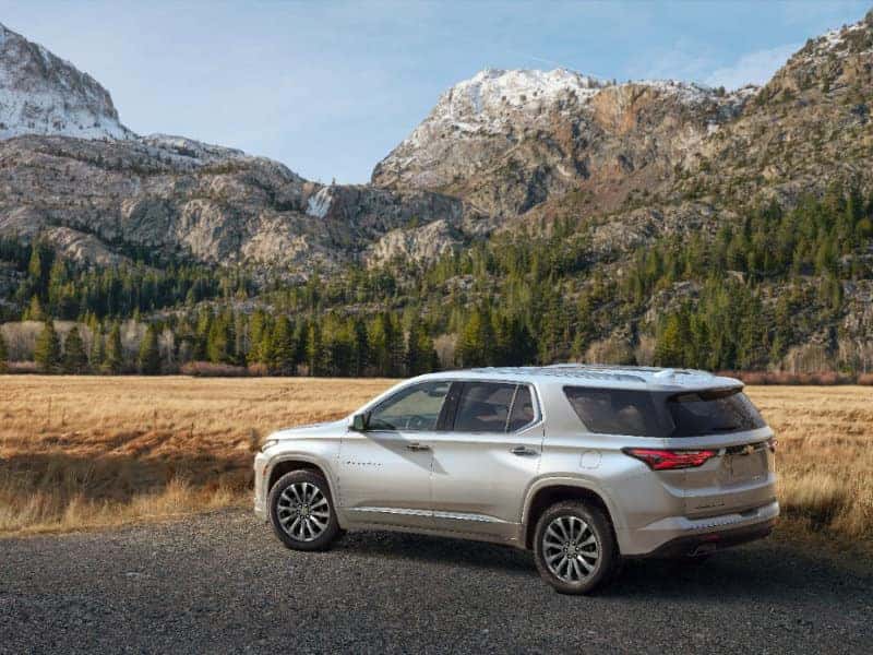 Brad Deery Motors - The 2022 Chevrolet Traverse is powerful near East Moline IL