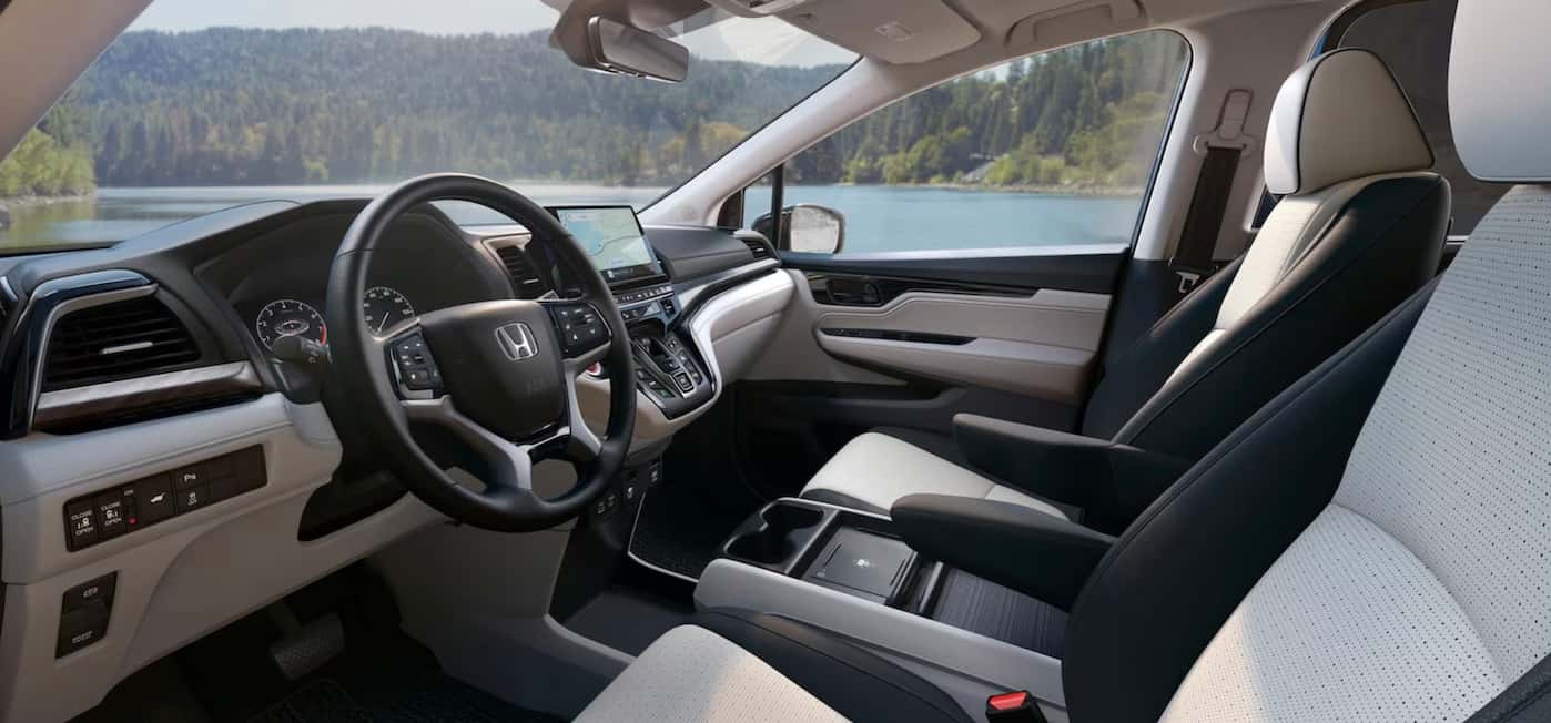2025-Honda-Odyssey-Interior---steering-wheel