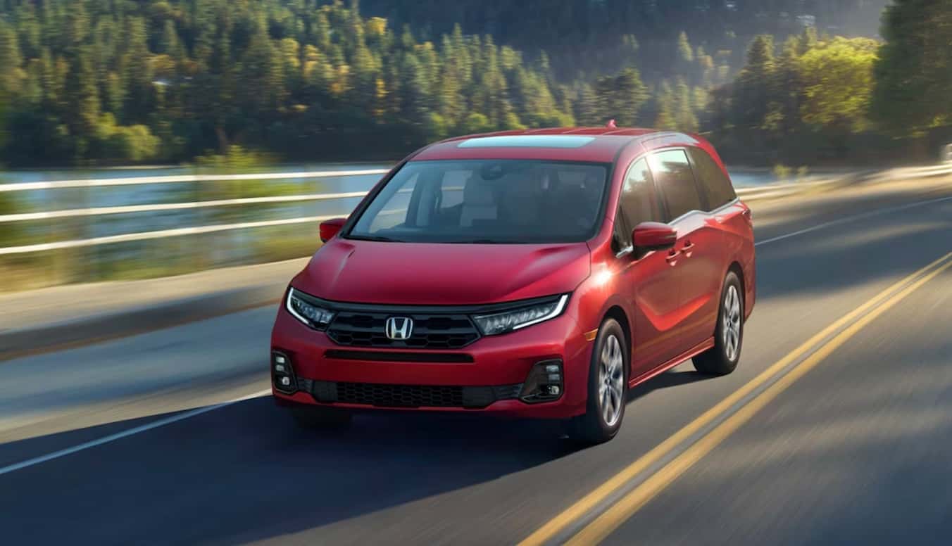 2025-Honda-Odyssey-at-Bronx-Honda