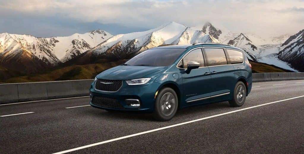 Cape Coral Chrysler Dodge Jeep Ram 2023 Chrysler Pacifica Hybrid