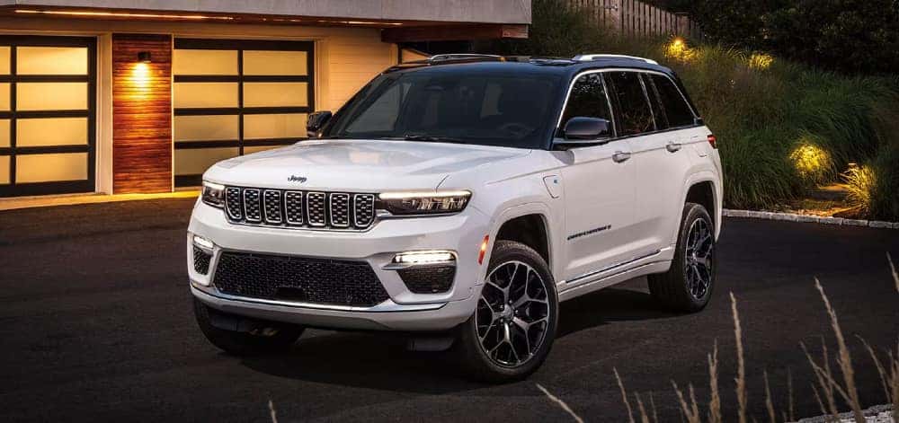 Cape Coral Chrysler Dodge Jeep Ram 2024 Jeep Grand Cherokee