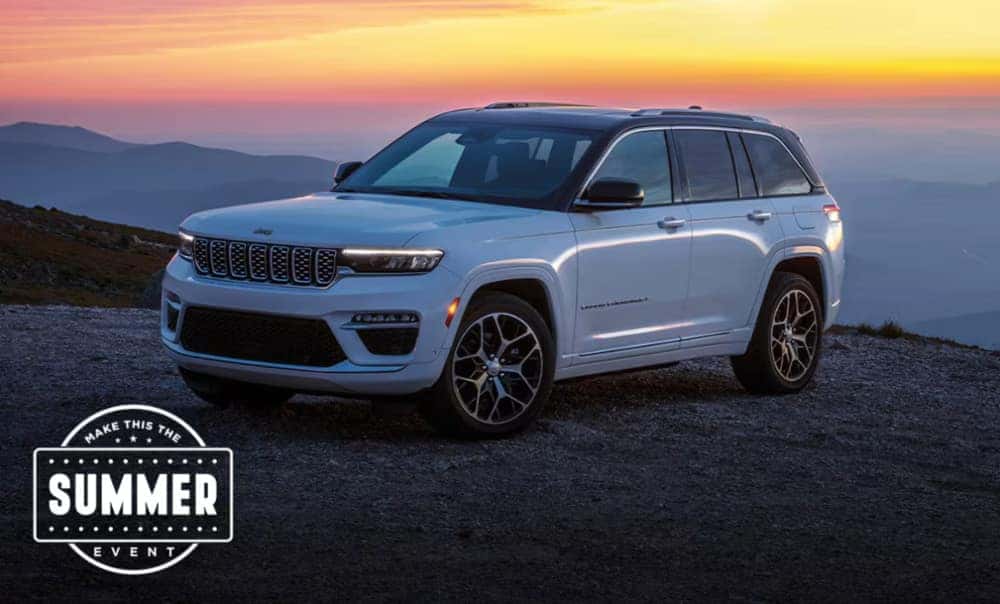 Bright White Jeep Grand Cherokee 2025