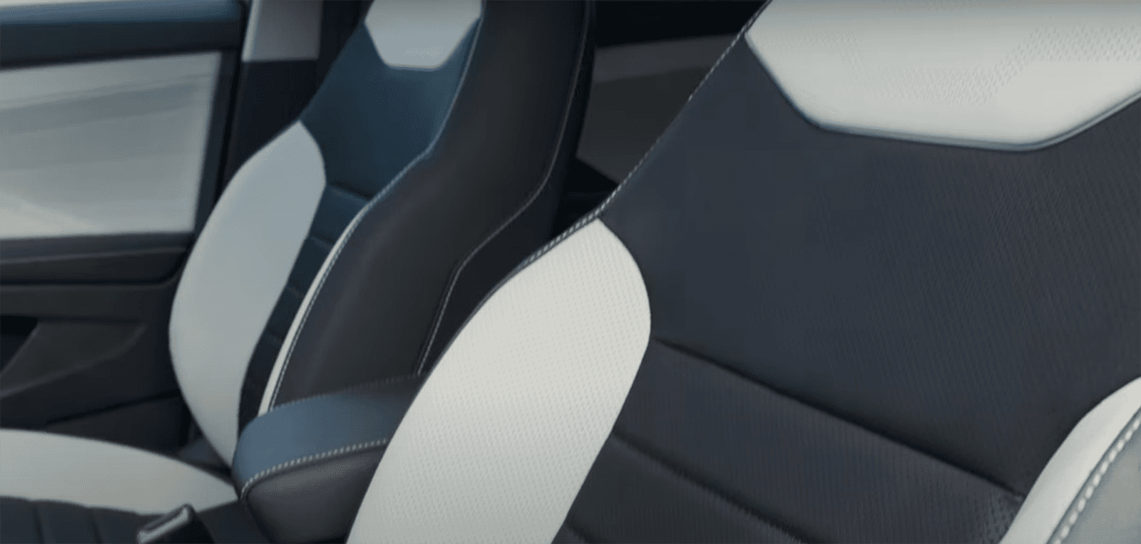 2025 Volkswagen Taos interior seats