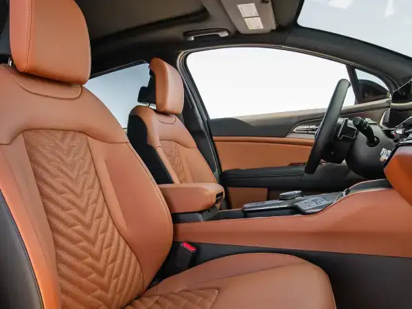 sportage plug-in interior