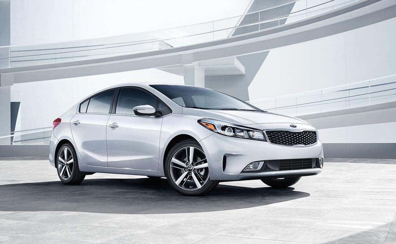 White 2018 Kia Forte