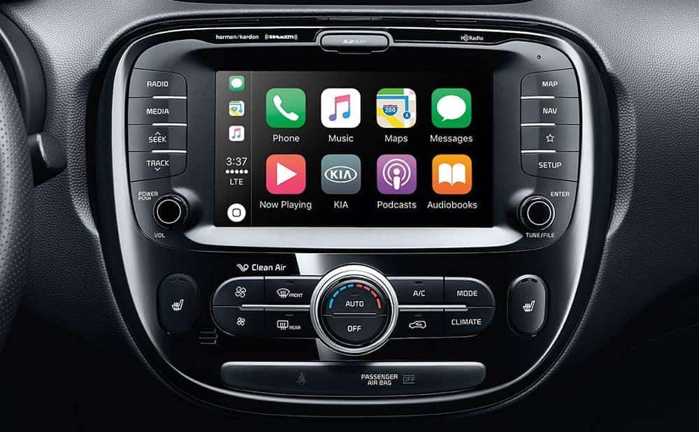 2019 Kia Soul interior screen