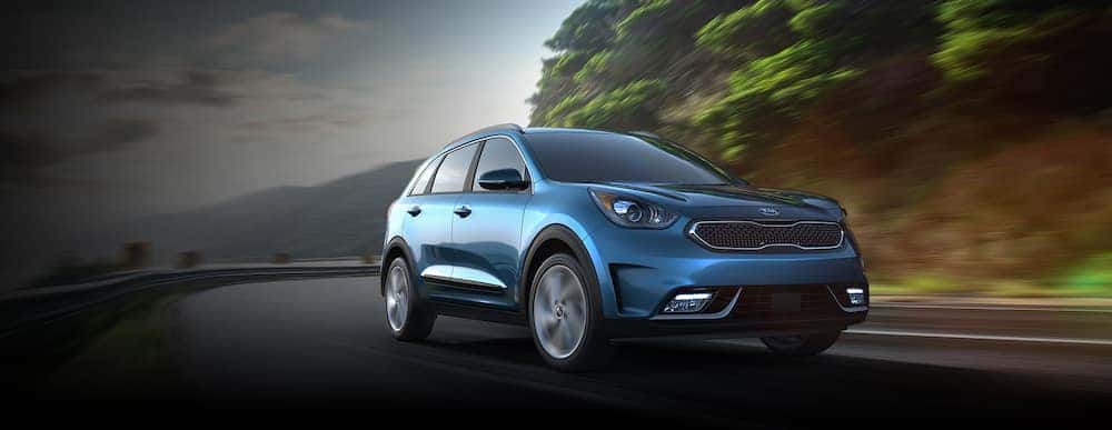 What vehicle accessories does Kia offer?