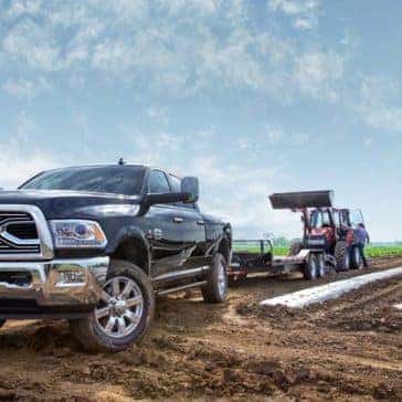 2018 Ram 2500 Laramie Longhorn towing tractor