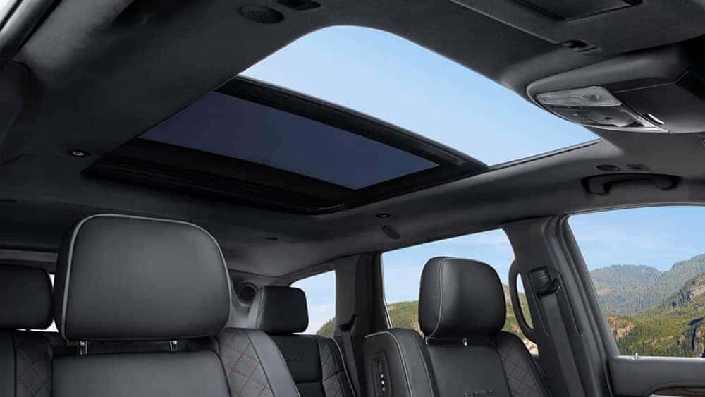 2019 Jeep Grand Cherokee Interior Seating and Sunroof