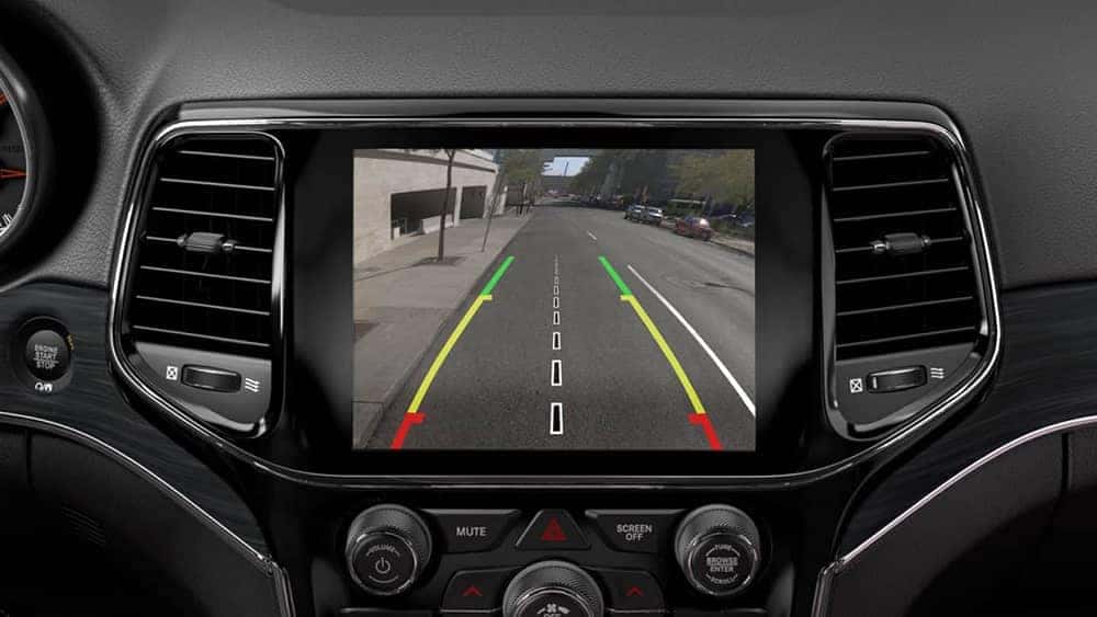 2019 Jeep Grand Cherokee Backup Camera on Display Screen
