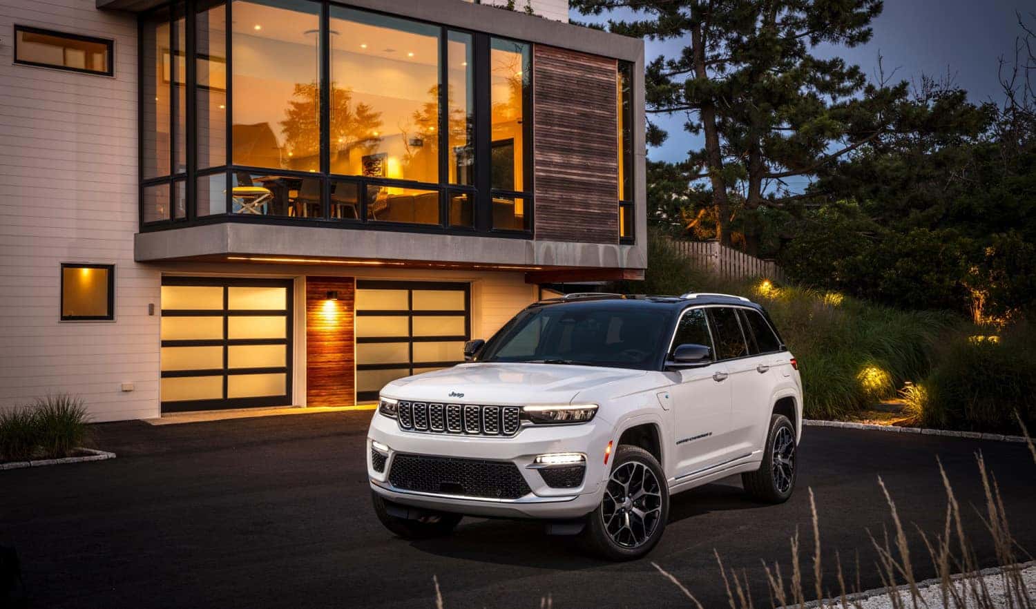 2024 Jeep Grand Cherokee & 4xe Exterior