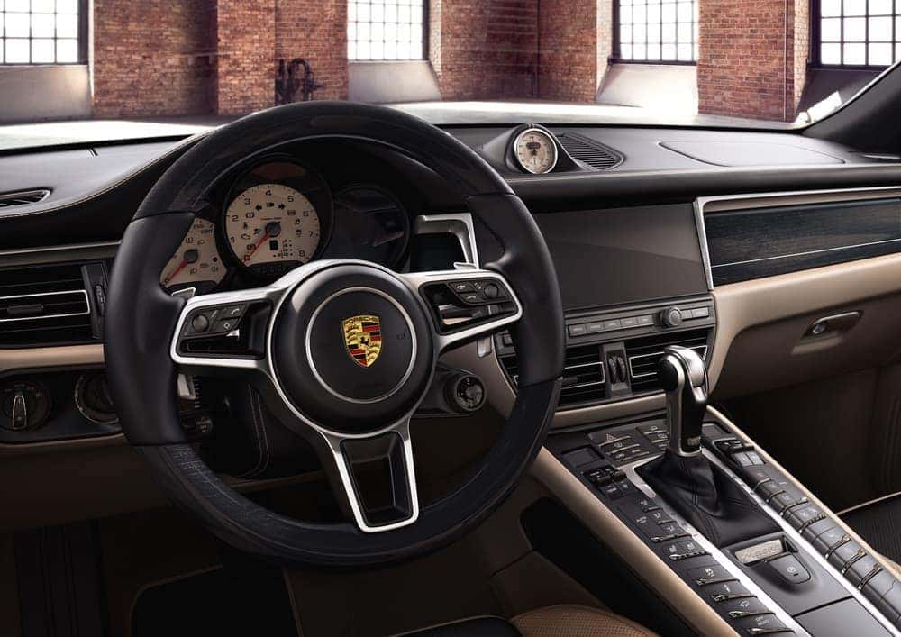 2021 Porsche Macan Interior Features