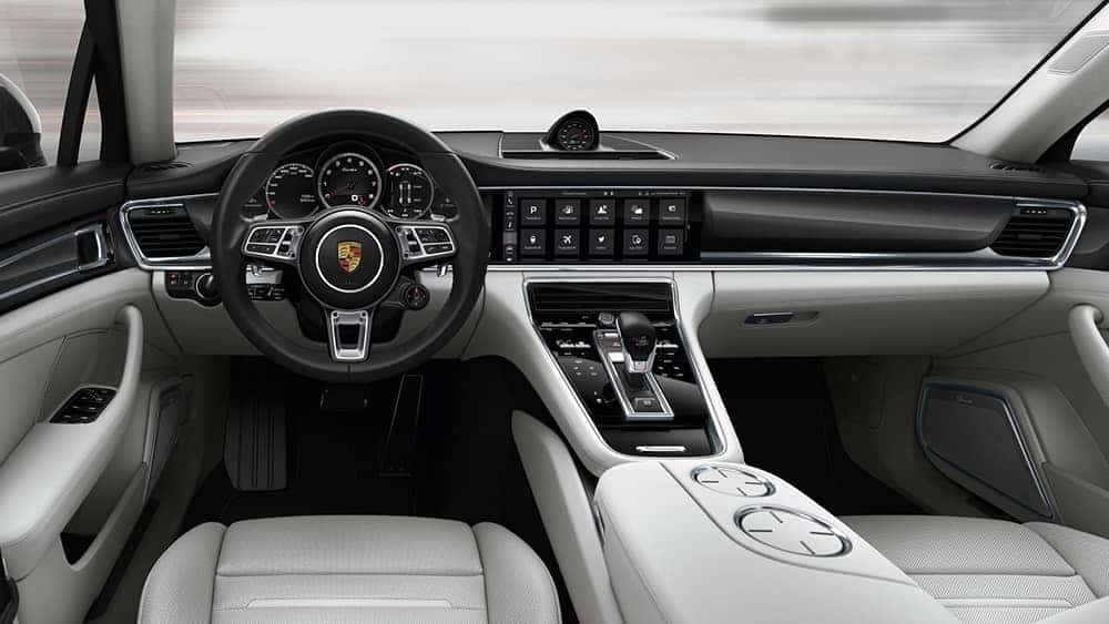 2020 Porsche Panamera Dash