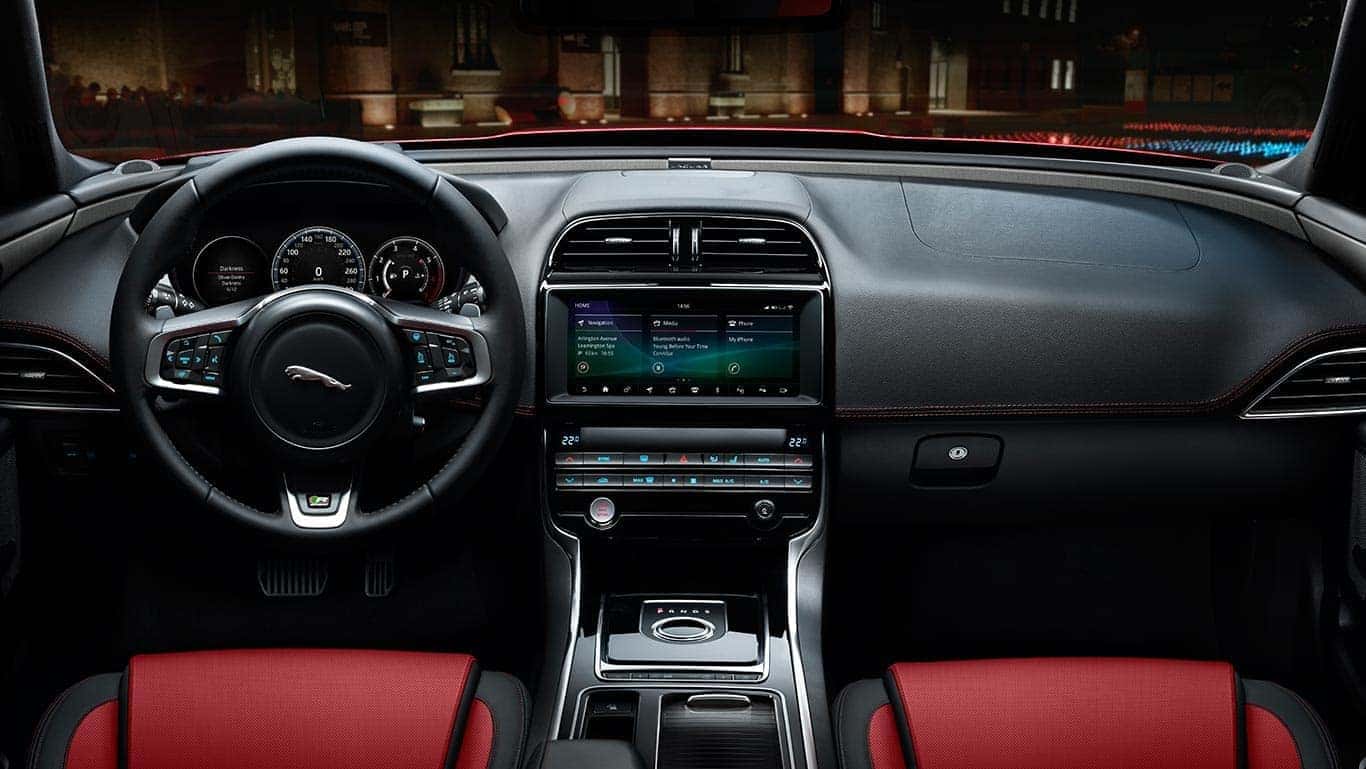2019 Jaguar XE dashboard