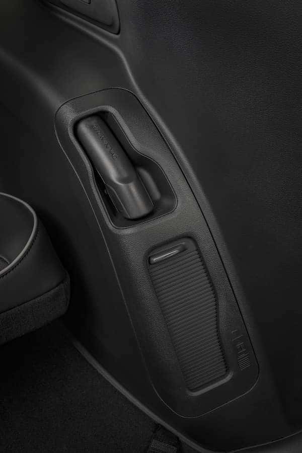 Available Stow ’n Vac system for the 2025 Chrysler Pacifica.