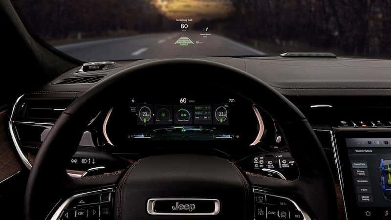 Jeep Grand Cherokee with 10-inch Head-Up Display