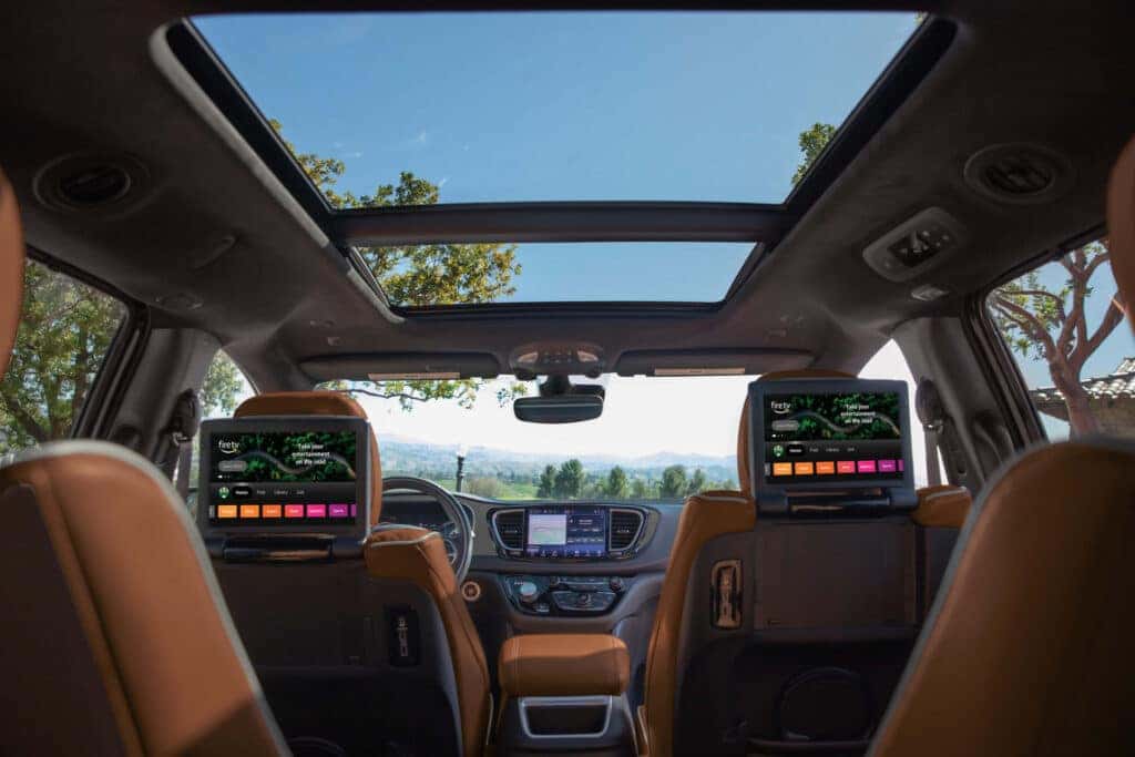 Entertainment options for the family, including two video screens, in the 2025 Chrysler Pacifica.