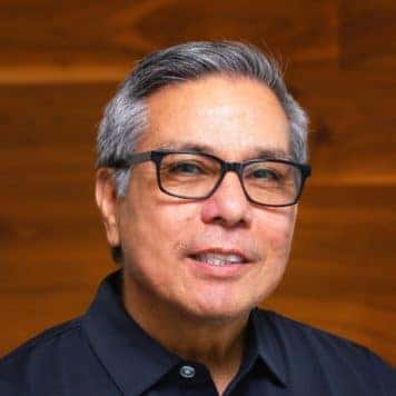 Fernando  Flores