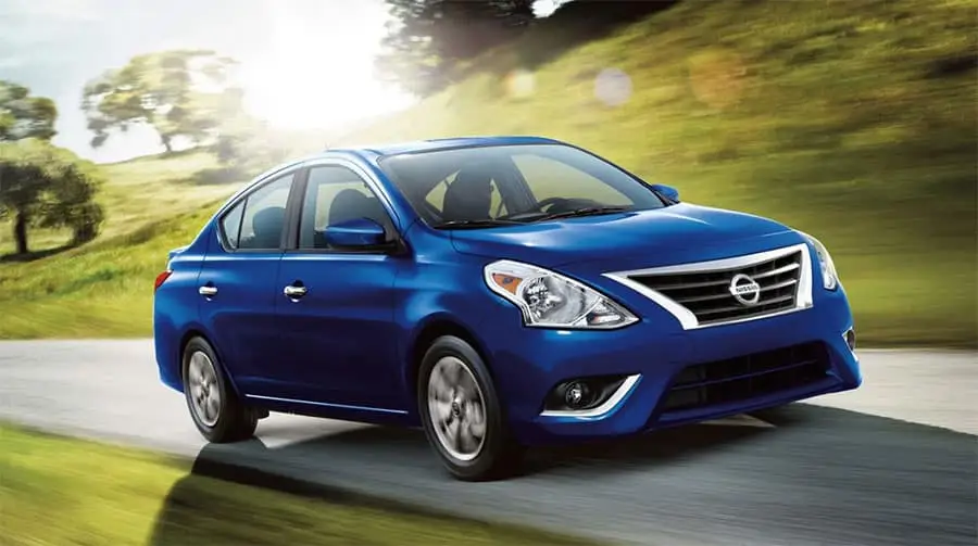 nissan versa vs sentra size