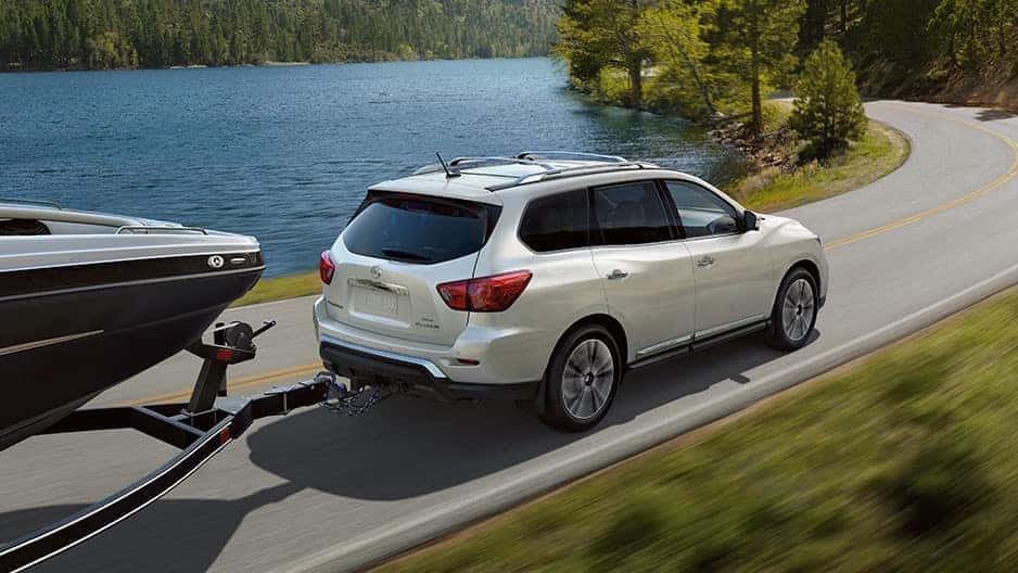 Performance Features of the New Nissan Pathfinder at Garber in Sarasota, FL
