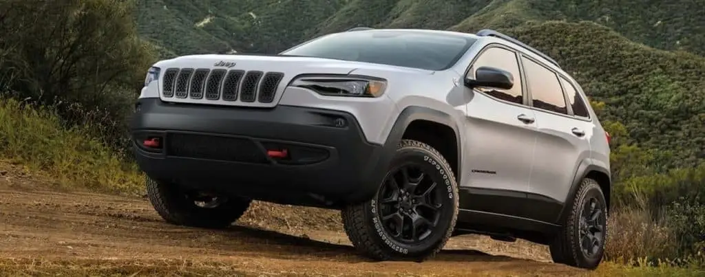 2020 Jeep Cherokee Specs, Tech & Details | Santa Ana, CA