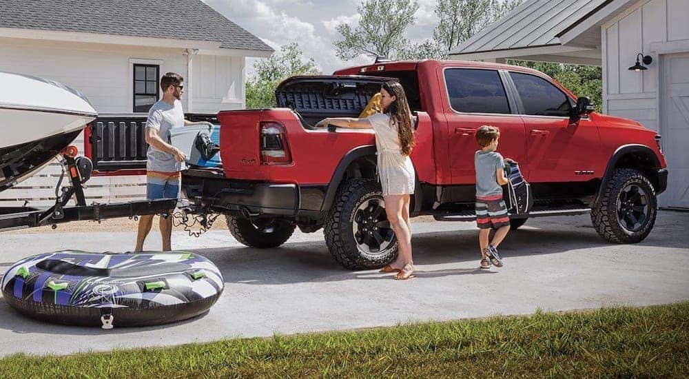 https://di-uploads-pod15.dealerinspire.com/orangecoastchryslerjeepdodgeram/uploads/2020/03/Ram-Trucks-Costa-Mesa-Family.jpg