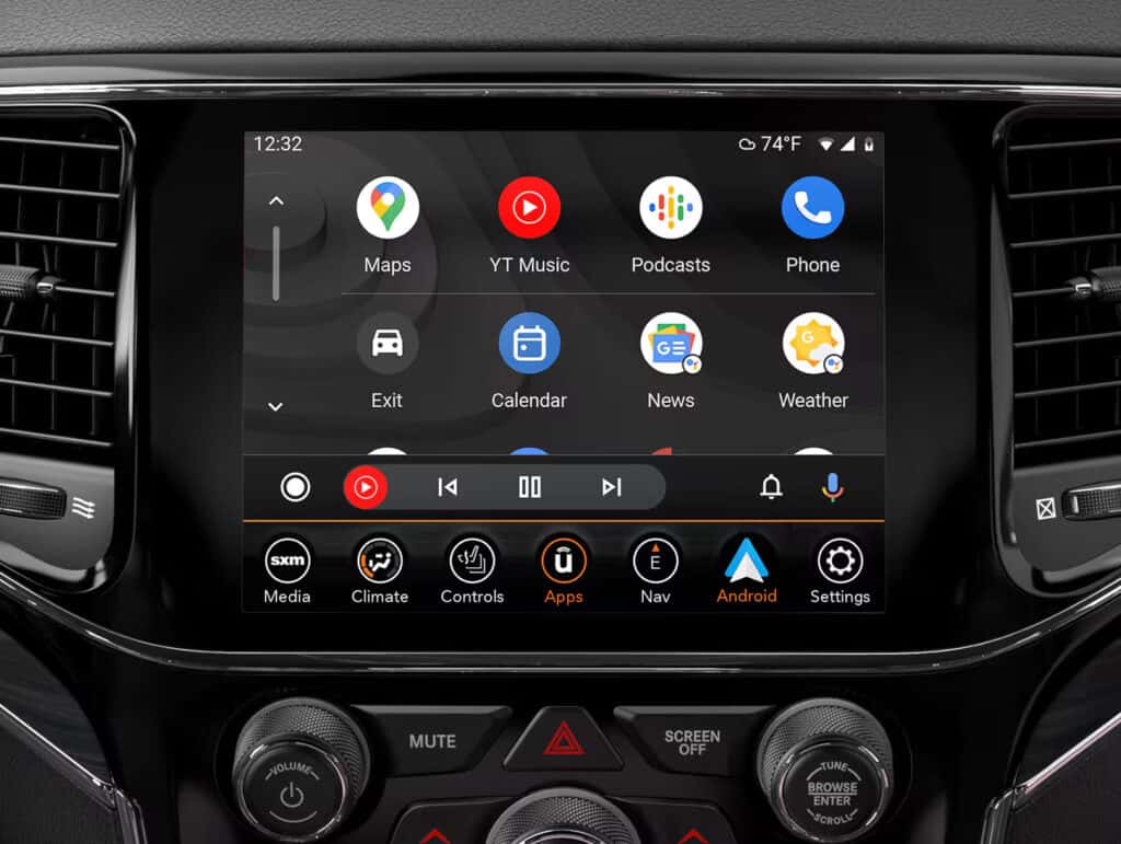 Uconnect-Infotainment-display