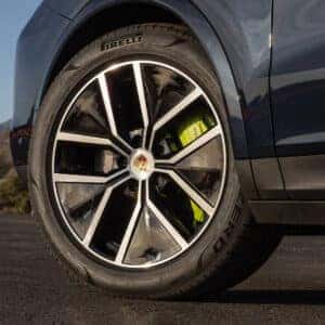2025 porsche cayenee 4 door suv up close of the tire