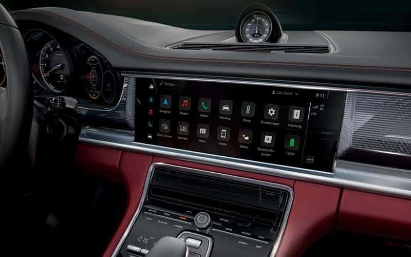 Porsche Panamera Infotainment