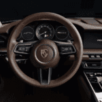 2020 911 interior