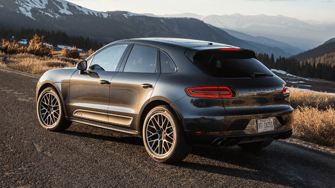 Porsche crossover suv