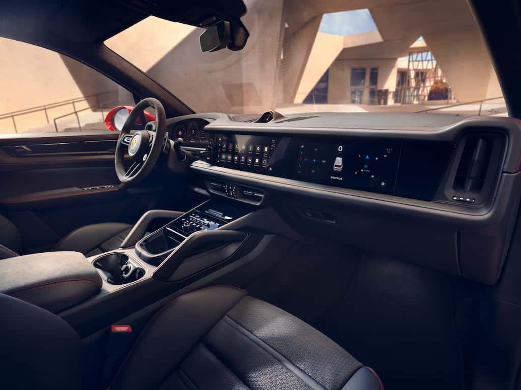 Interior of the 2025 Porsche Cayenne GTS highlighting the premium cockpit, digital dashboard, and advanced infotainment system of the 2025 Porsche Cayenne GTS.