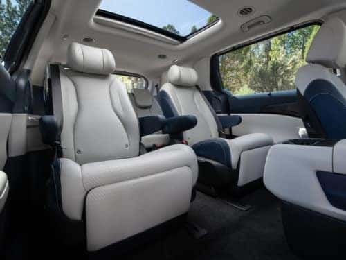 2025 Kia Carnival MPV Hybrid view of back VIP Lounge seats