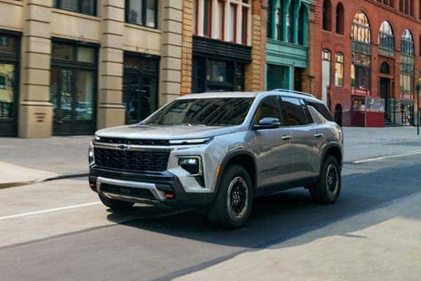 New 2026 Chevrolet Traverse LT with up to $4,000 total savings at Roseville Chevrolet