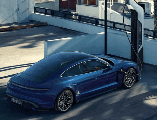 What would the 2020 Porsche Mission E production model look like?