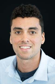 Derek  Moffitt