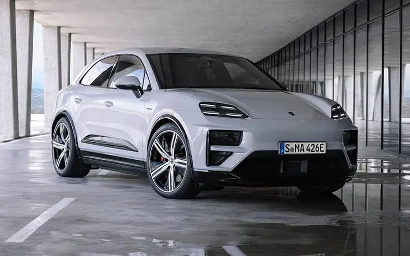 Why Choose the 2025 Porsche Macan Electric over its Competitors?