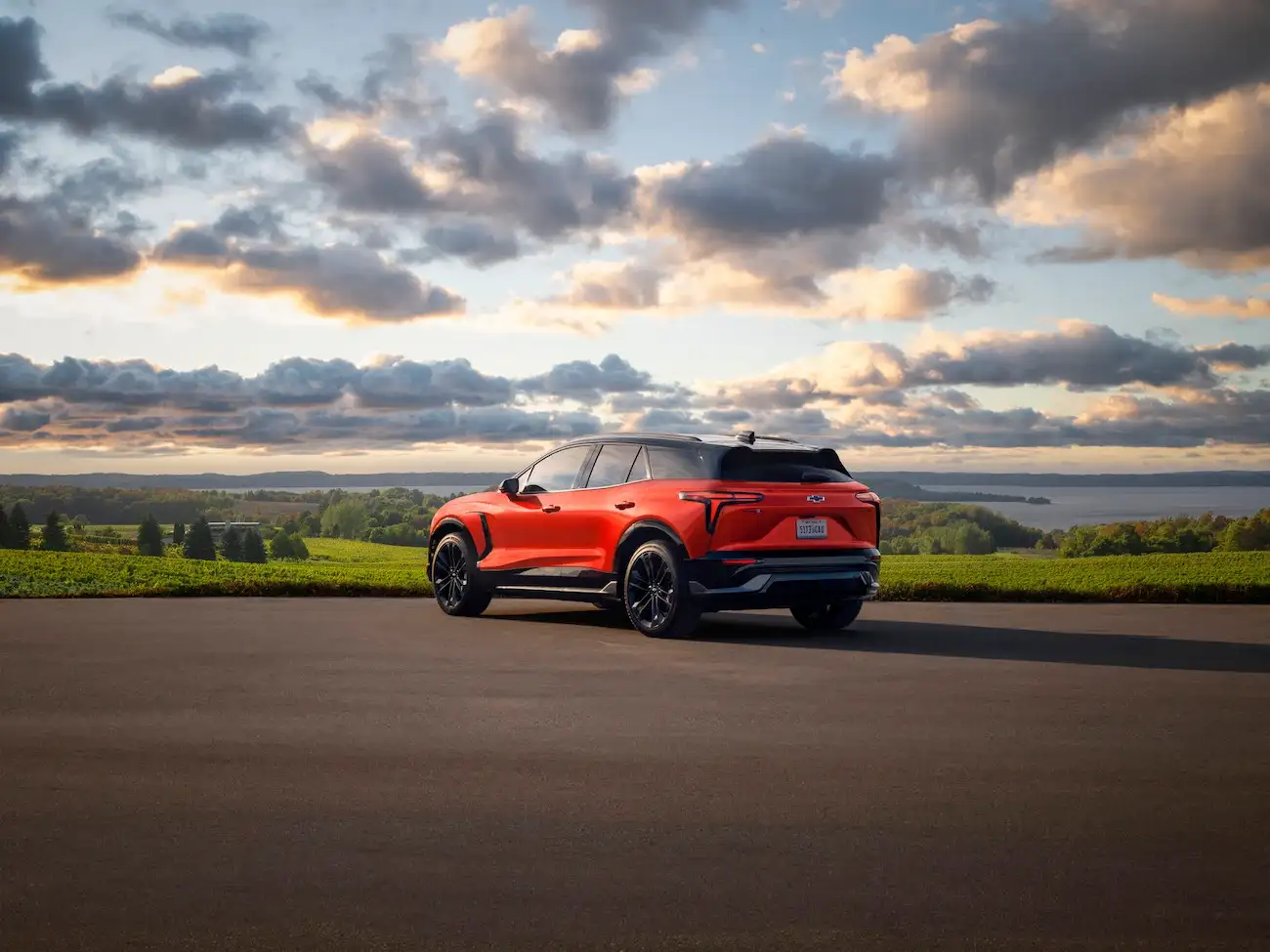 Chevy Blazer vs Trailblazer side by side at Starling Chevrolet Orlando