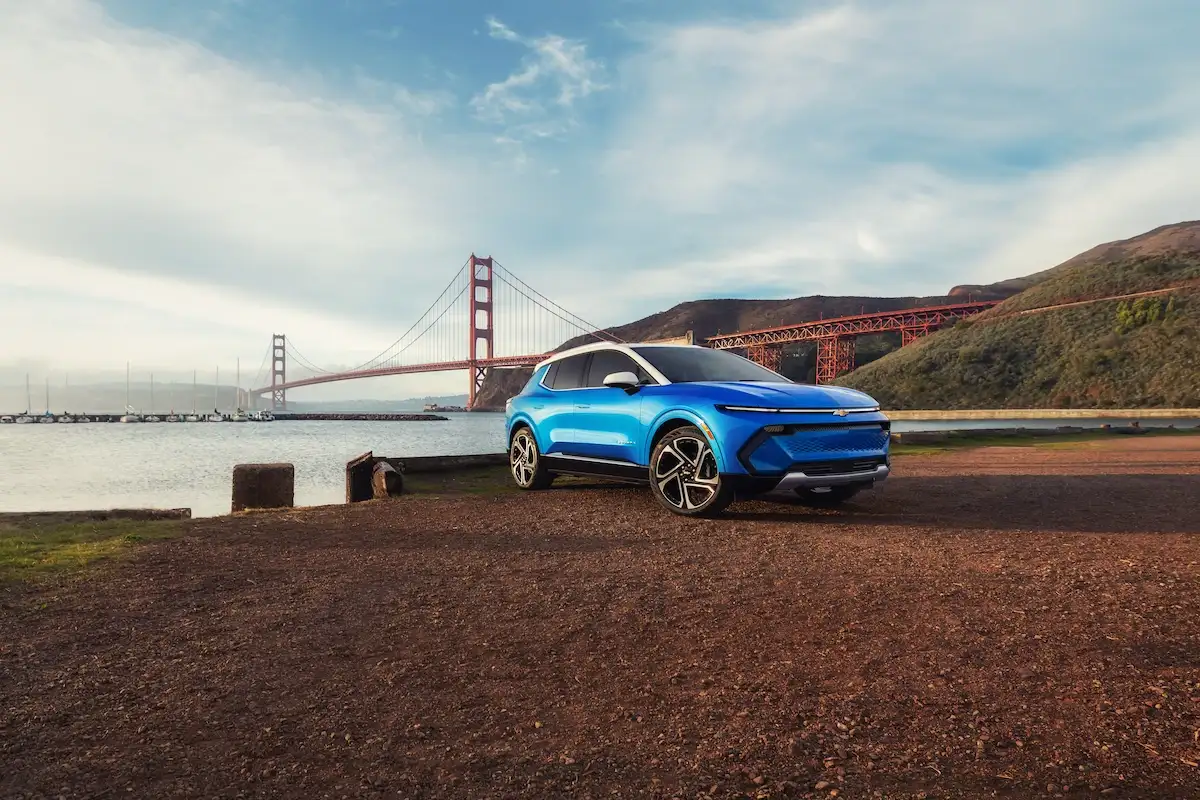 Chevy Equinox lease deals at Starling Chevrolet in Orlando, FL — new 2027 Equinox compact SUV starting at $29,000