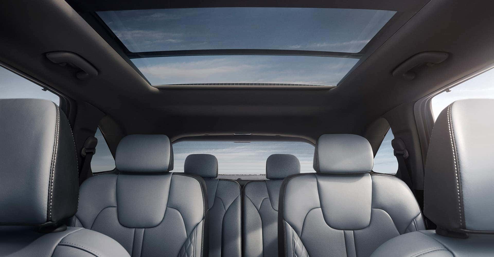 Kia Sorento Hybrid seats interior