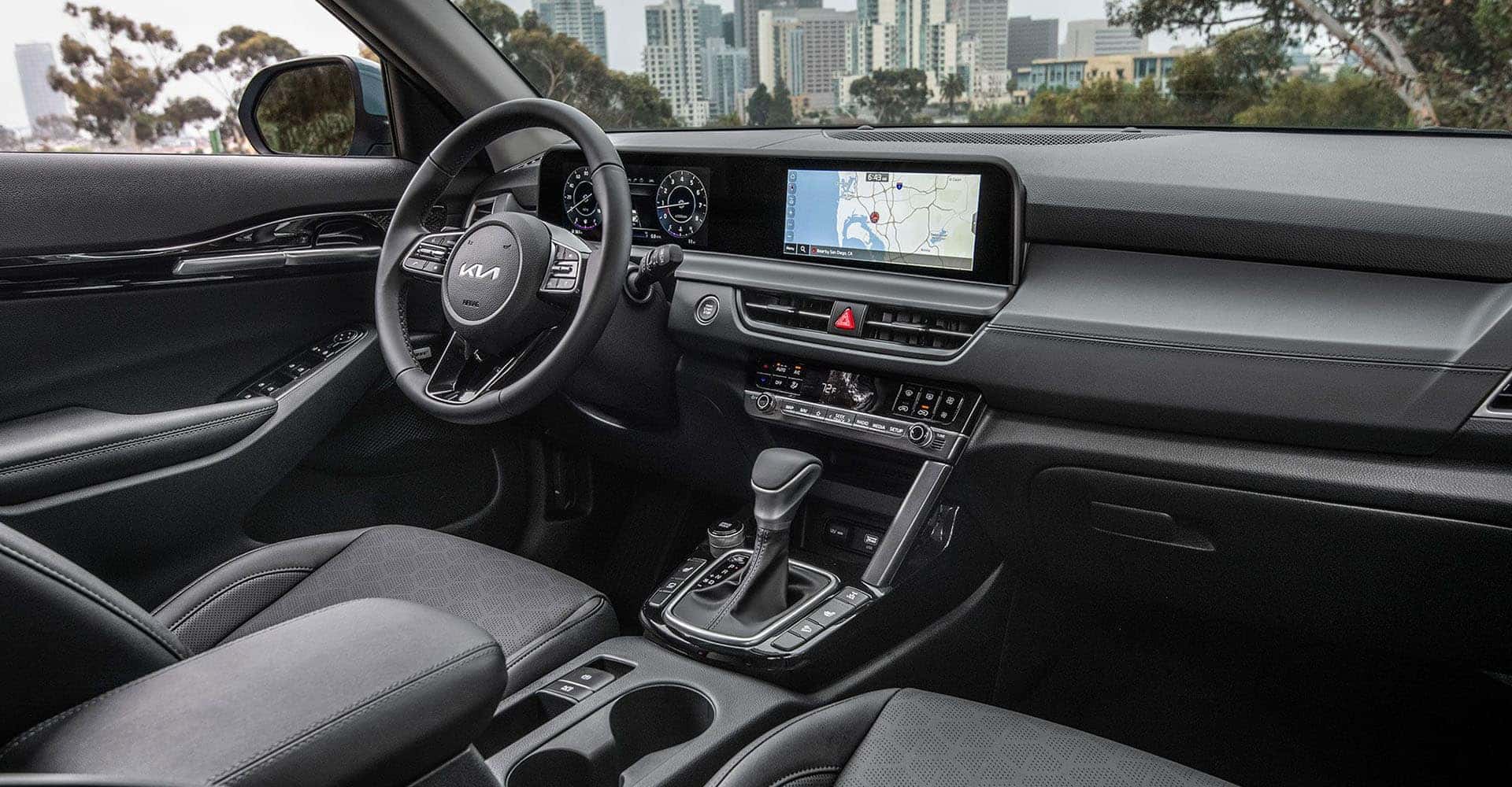 2026 Kia Seltos inside front