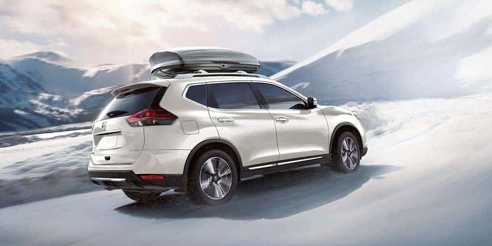 2019-nissan-rogue-on-a-snowy-mountain