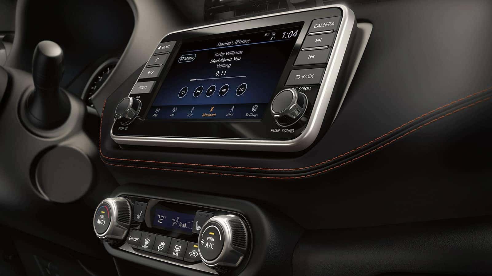 2019 Nissan Kicks dash view