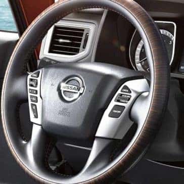 2019 Nissan Titan Steering wheel