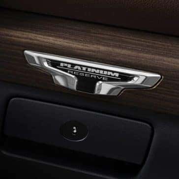 2020 Nissan Titan Features