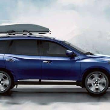 2020 Nissan Pathfinder driving in the snow